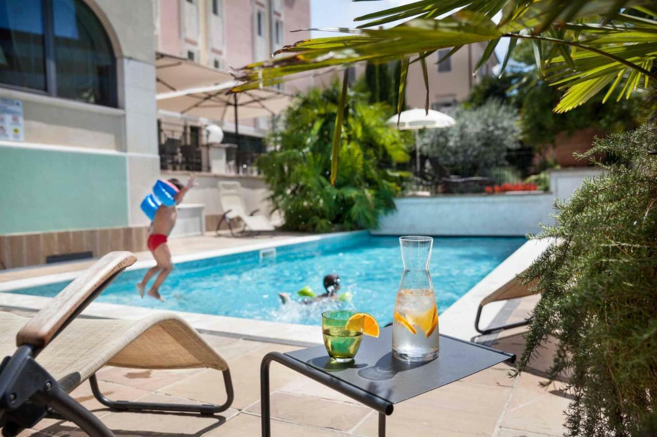 Hotel Leon D'Oro Rovereto  Ngoại thất bức ảnh